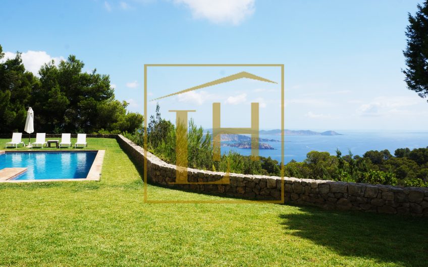 Villa con vistas a Formentera en Cala Llentrisca, Es Cubells (L.T.)
